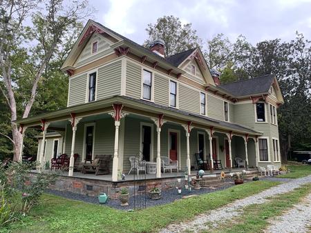 1880 Victorian: Folk photo